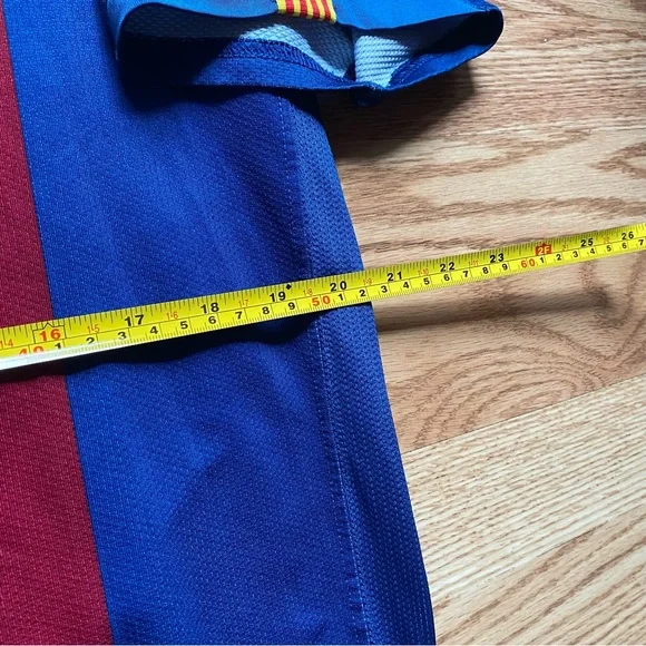 FC Barcelona Iniesta 2006 07 home La Liga jersey - Picture 5 of 8